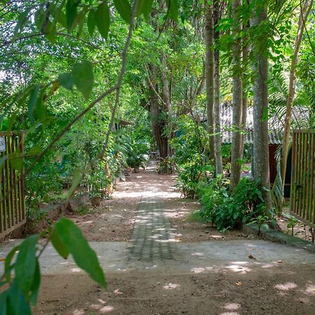 Silent Bungalow Udawalawe Bagian luar foto