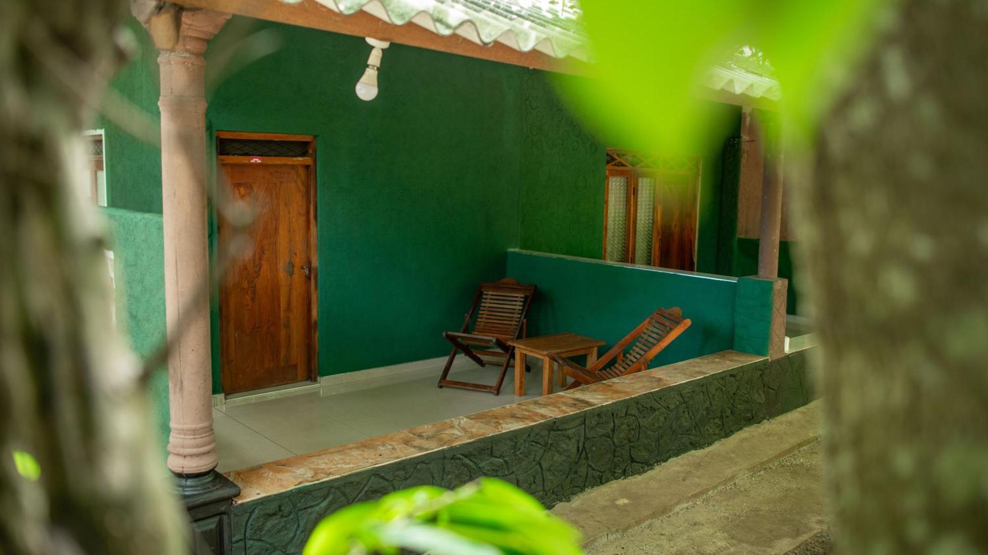 Silent Bungalow Udawalawe Bagian luar foto