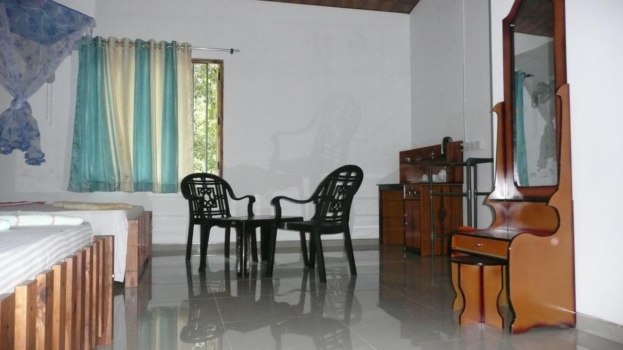 Silent Bungalow Udawalawe Bagian luar foto